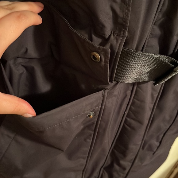 The North Face Parka - Picture 7 of 7